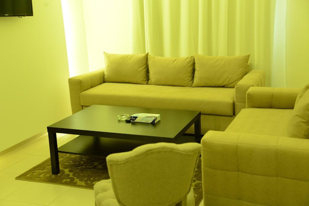 Silver City 2 Business Hotel Apartments Jeddah Room photo